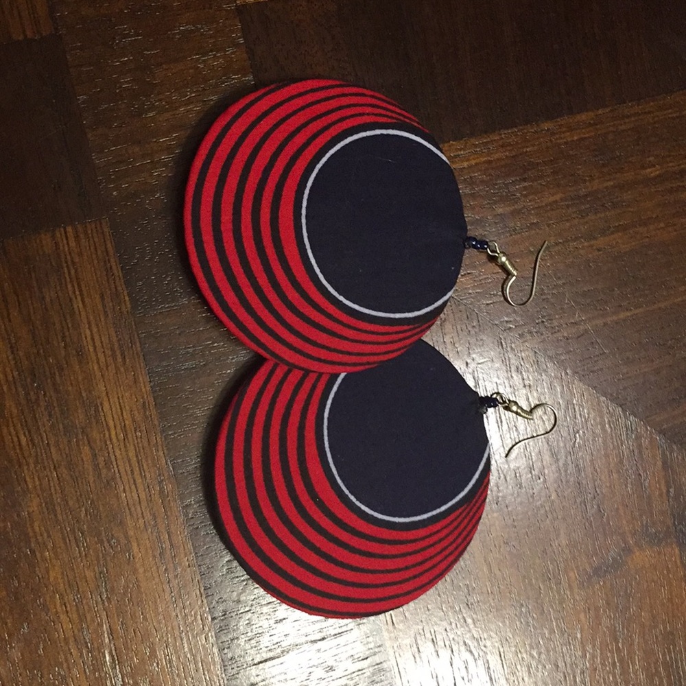 Ear rings